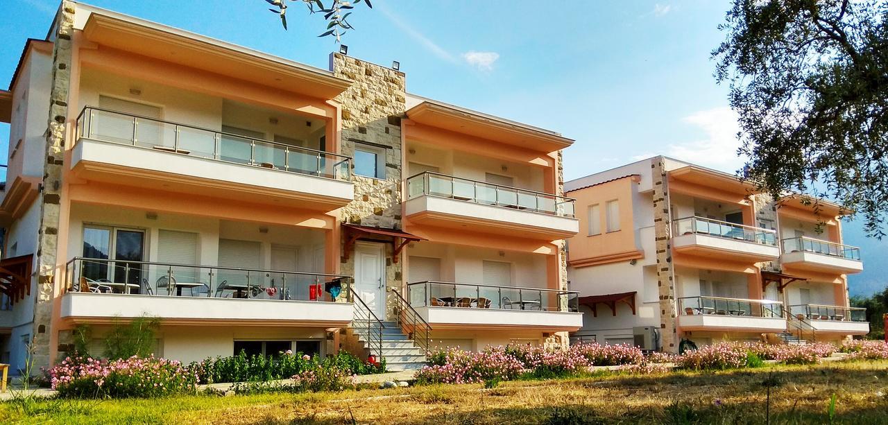 Porto Thassos Apartments & Studios سكالا بوتامياس المظهر الخارجي الصورة